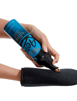 Apply Australian Made Aero Express Foam Directly to Application Mitt