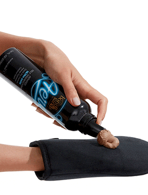 one pump of Aero Self Tanning Foam Ultra Dark