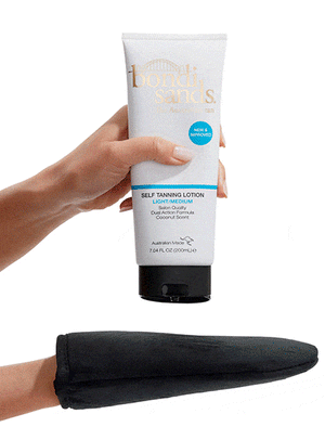 Self Tanning Lotion Light/Medium gif